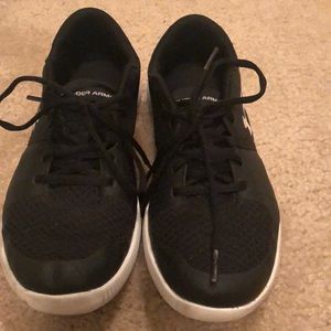 Under Armour Sneakers